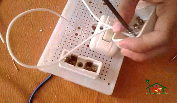 Hướng dẫn kỹ thuật thay công tắc điện